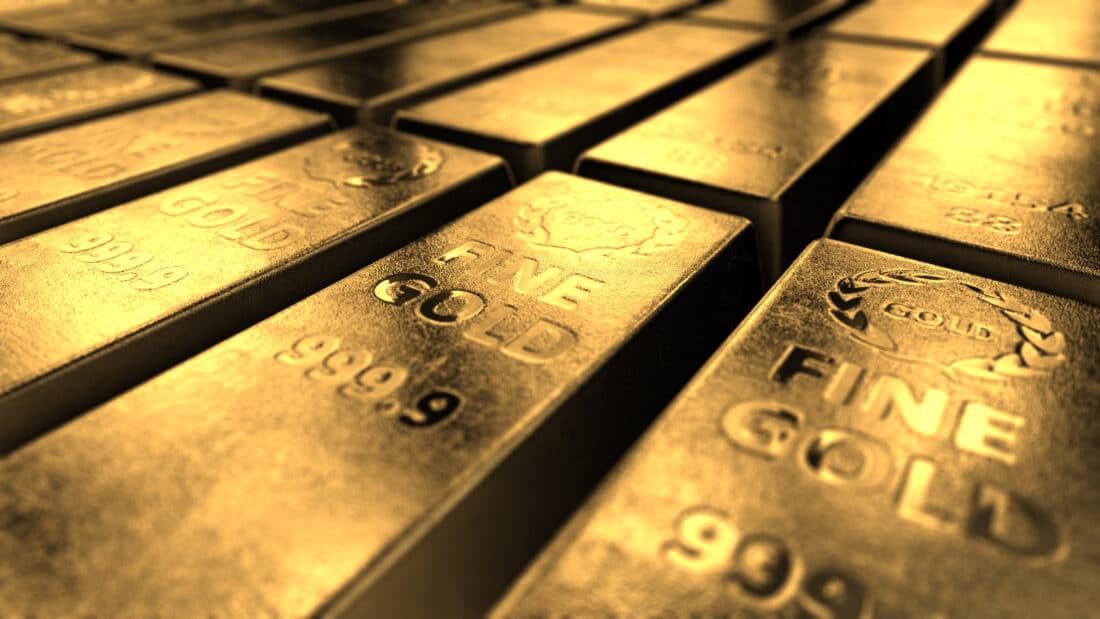 analysts and gold for debt luca land