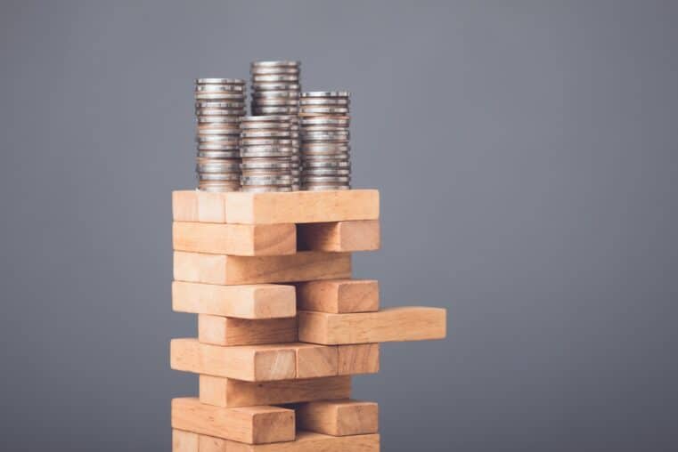 Fed Lowers Bank Standards