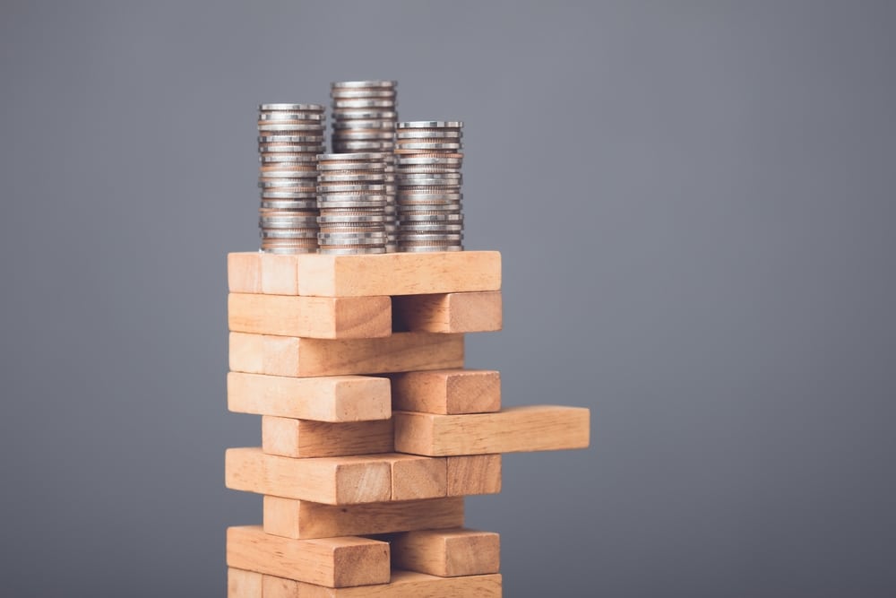 Fed Lowers Bank Standards
