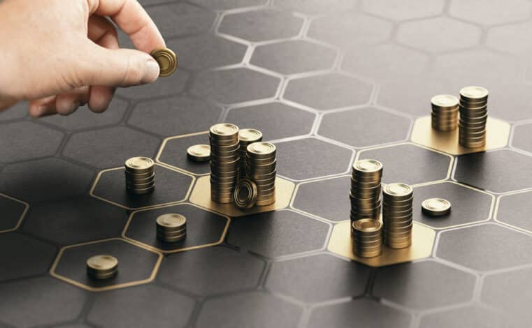 financial advisors wrong gold