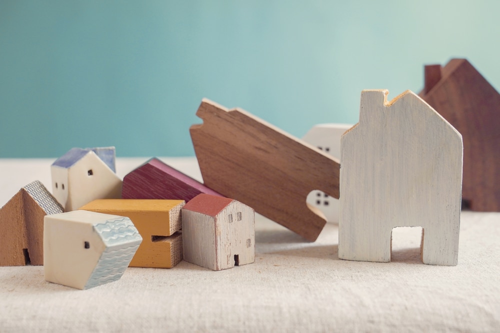 Who benefits from housing paralysis