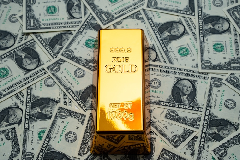 Gold as a Parallel Global Currency