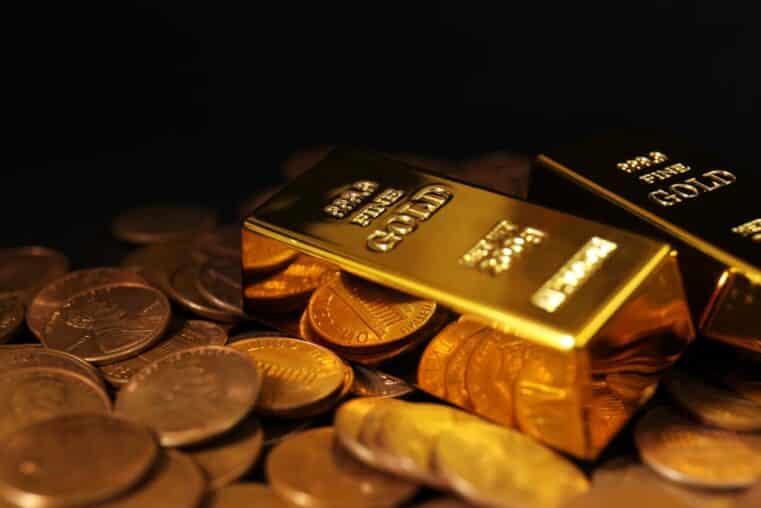 gold prices rise despite weak jobs report