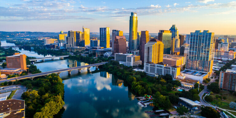 Austin,Texas,Usa,Sunrise,Skyline,Cityscape,Over,Town,Lake,Or