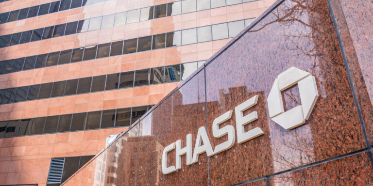 Chase,Bank,In,Los,Angeles,Downtown,-,California,,United,States