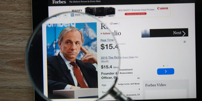  Ray Dalio: Paradigm Shift in Economy Favors Gold as a Top Investment