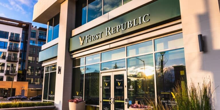 billion banks bank first