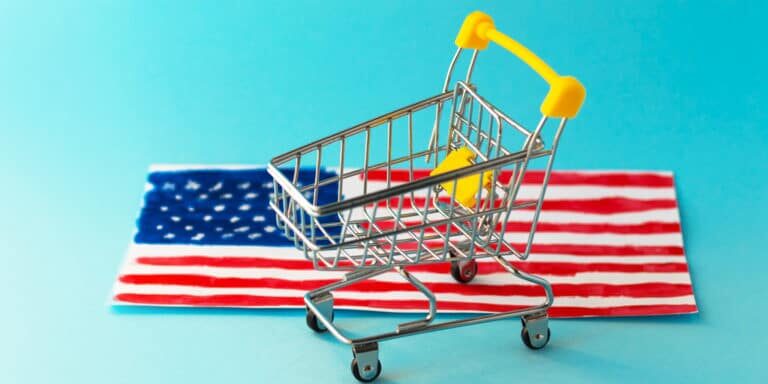 Mini,Supermarket,Shopping,Cart,And,Abstract,Hand,Drawn,American,Flag