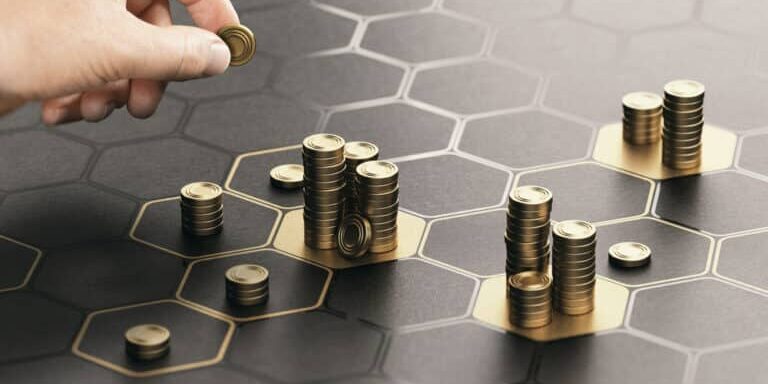 financial advisors wrong gold