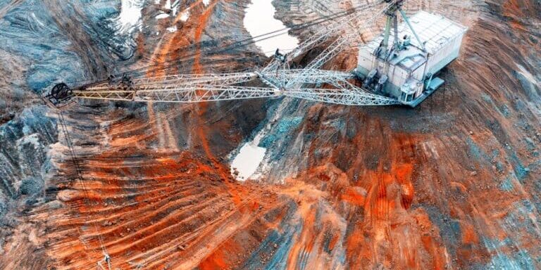 A,Large,Walking,Excavator,Works,In,A,Quarry,For,The