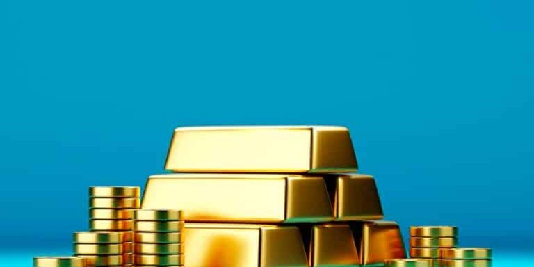 smart money moving into gold