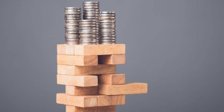 Fed Lowers Bank Standards
