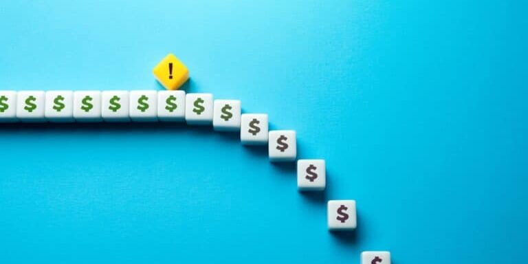 Trouble,And,Loss,Of,Money.,Price,Drop.,Factor,Causing,Financial
