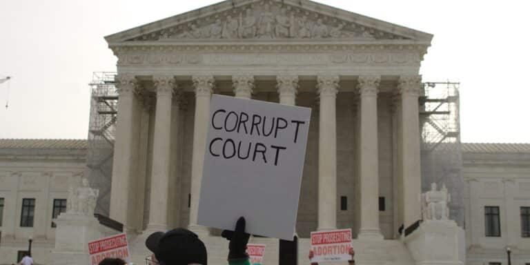 Washington,,Dc,-,March,26,,2024:,Protesters,Hold,Up,Signs