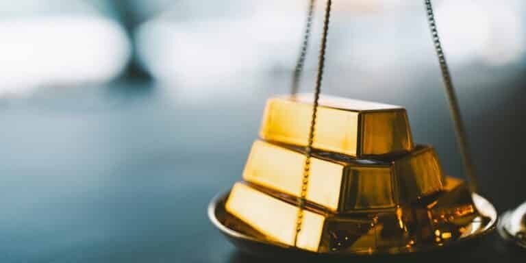 Fed Prepares Emergency Rate Cuts