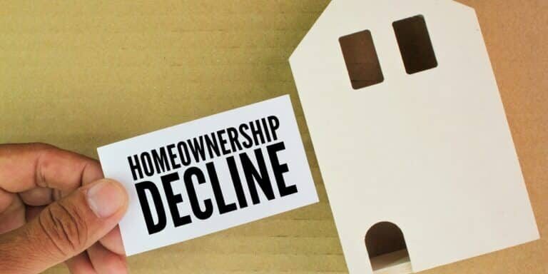 House,Shape,And,Paper,With,The,Words,Homeownership,Decline.,Housing
