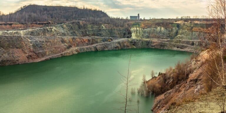 Open,Pit,Mining,In,Ukraine.,Granite,Quarry,With,A,Lake Open,Pit,Mining,In,Ukraine.,Granite,Quarry,With,A,Lake