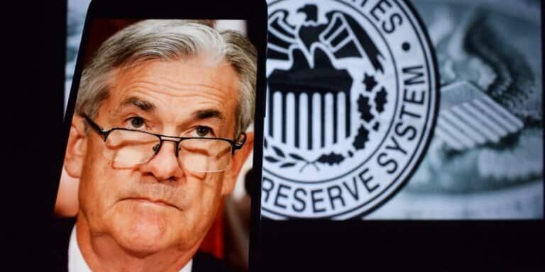 On,The,Smartphone,Screen,,Federal,Reserve,(fed),Chair,Jerome,Powell On,The,Smartphone,Screen,,Federal,Reserve,(fed),Chair,Jerome,Powell