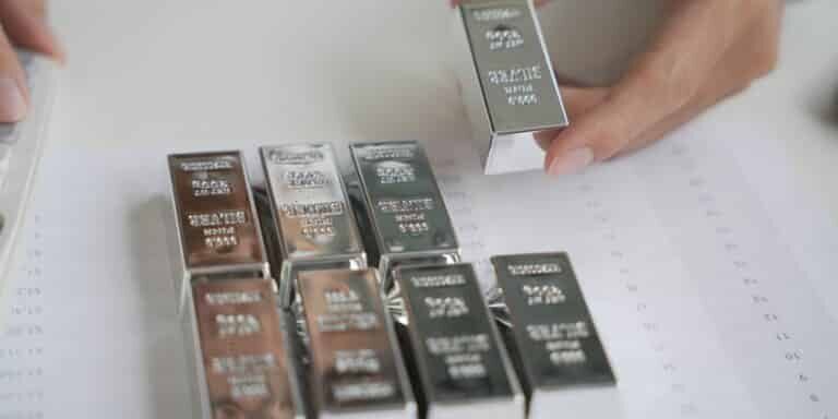 Chinese silver price gap