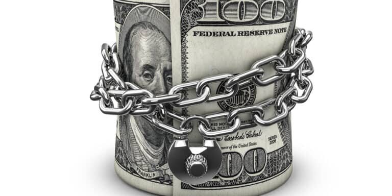 Chained,Money,Roll,Dollars,,3d,Render,Of,Locked,Chain,Around Chained,Money,Roll,Dollars,,3d,Render,Of,Locked,Chain,Around