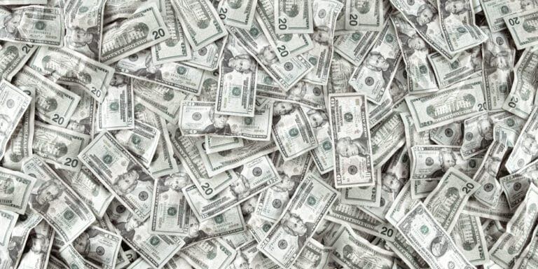Close,Up,View,Of,Cash,Money,Dollars,Bills,In,Amount