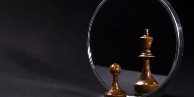 Pawn,Looking,In,The,Mirror,And,Seeing,A,King.,Black