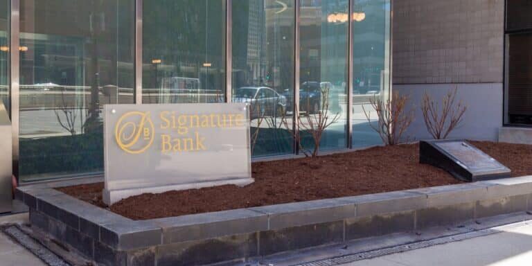 signature bank