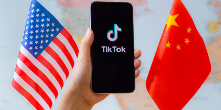 Calgary,,Alberta,,Canada.,Sep,8,,2020.,A,Person,Holding,An